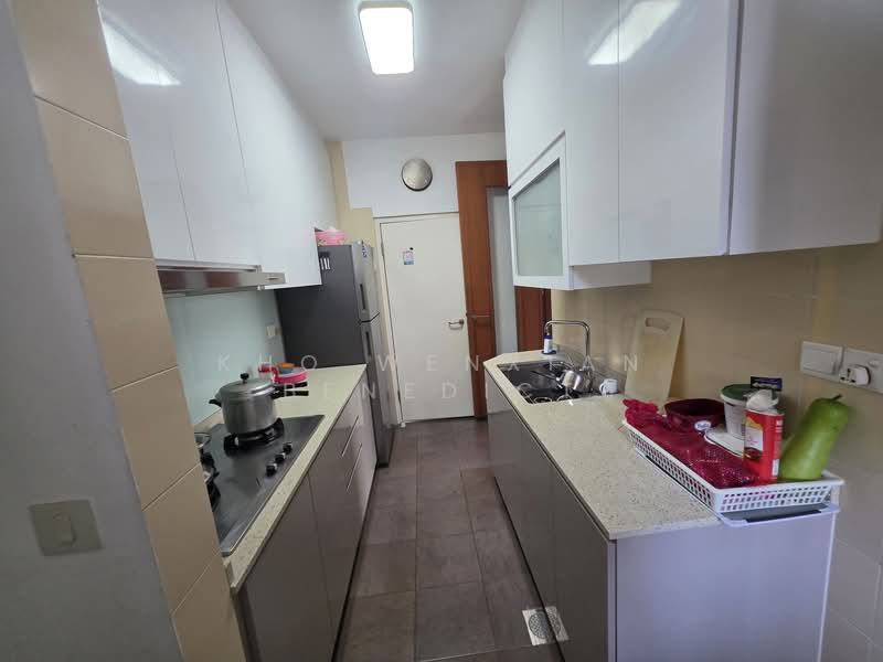 Grosvenor View, 1 Lengkong Empat, 2 Bedrooms, 883 sqft, Condominium For Sale, by Kho Wenxian Benedict, 500103515 - Kitchen - PropertyGuru.com.sg
