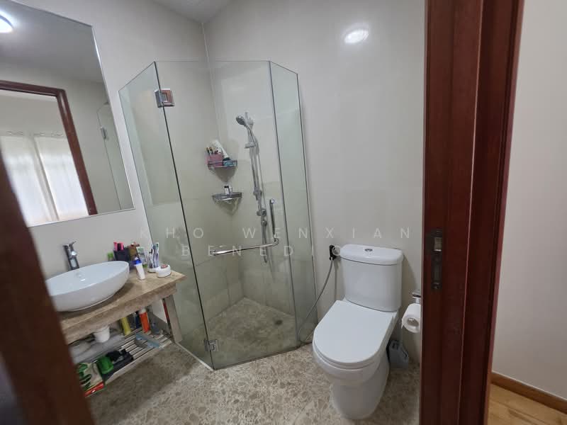 Grosvenor View, 1 Lengkong Empat, 2 Bedrooms, 883 sqft, Condominium For Sale, by Kho Wenxian Benedict, 500103515 - Bathroom - PropertyGuru.com.sg