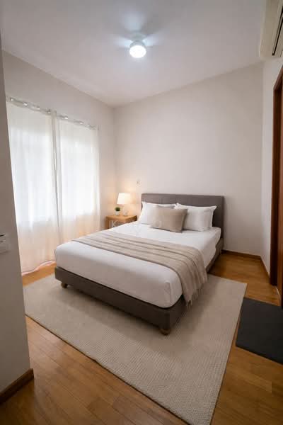 Grosvenor View, 1 Lengkong Empat, 2 Bedrooms, 883 sqft, Condominium For Sale, by Kho Wenxian Benedict, 500103515 - Bedroom - PropertyGuru.com.sg