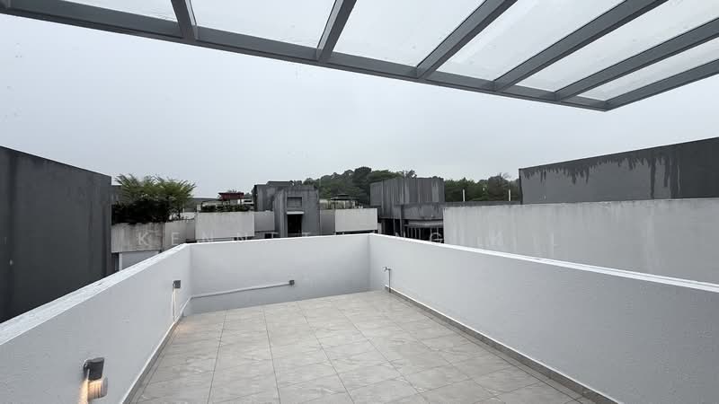 Meadows @ Peirce, 628 Upper Thomson Road, 3 Bedrooms, 2,239 sqft, Condominium For Rent, by Kenneth Ng K L, 500103524 - Exterior - PropertyGuru.com.sg