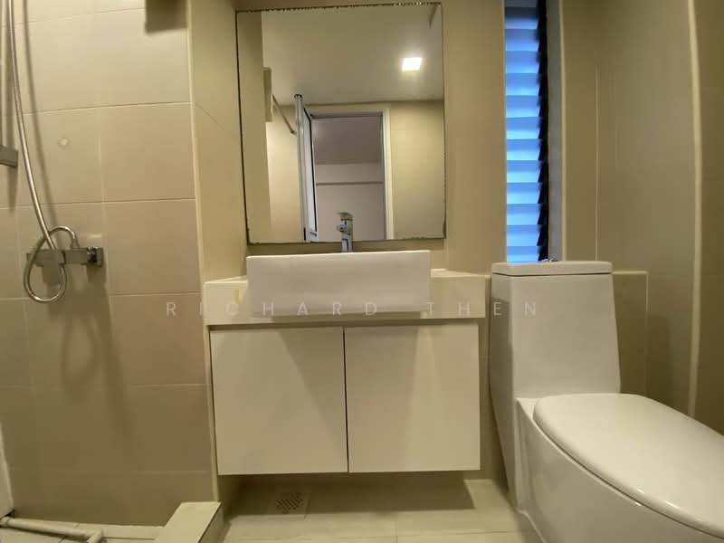 Parkway View, 39 Marine Parade Road, 4 Bedrooms, 3,572 sqft, Condominium For Rent, by Richard Then, 500103529 - Bathroom - PropertyGuru.com.sg