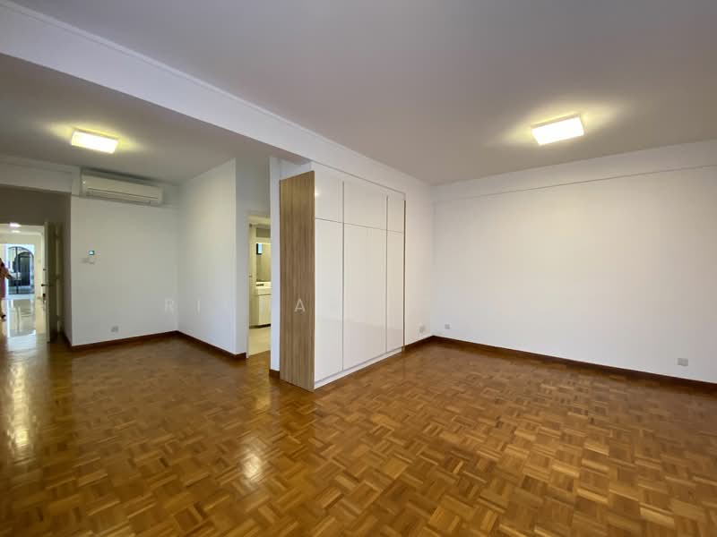 Parkway View, 39 Marine Parade Road, 4 Bedrooms, 3,572 sqft, Condominium For Rent, by Richard Then, 500103529 - Living Room - PropertyGuru.com.sg