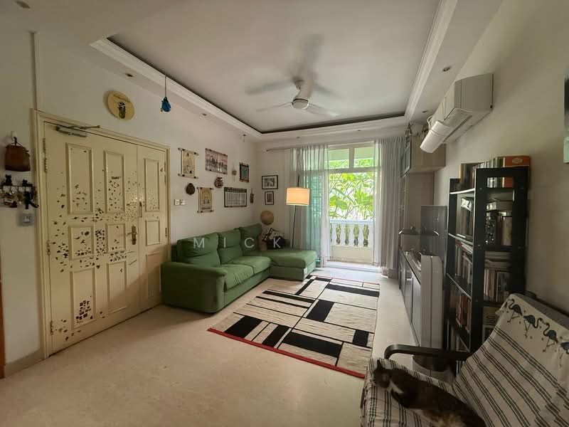 Ville Royale, 310 River Valley Road, 3 Bedrooms, 1,044 sqft, Apartment For Sale, by Mick Ho, 500103531 - Living Room - PropertyGuru.com.sg