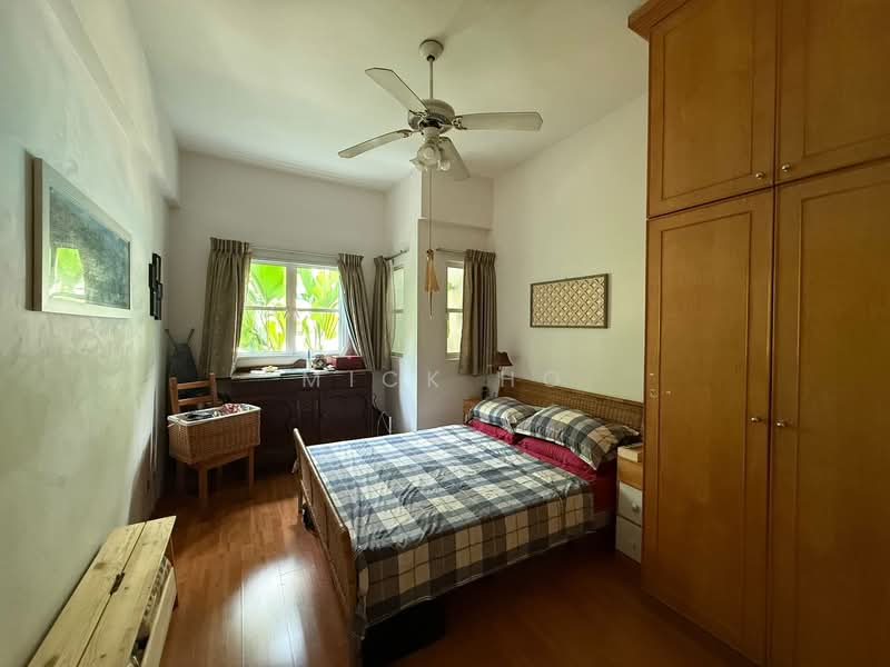 Ville Royale, 310 River Valley Road, 3 Bedrooms, 1,044 sqft, Apartment For Sale, by Mick Ho, 500103531 - Bedroom - PropertyGuru.com.sg