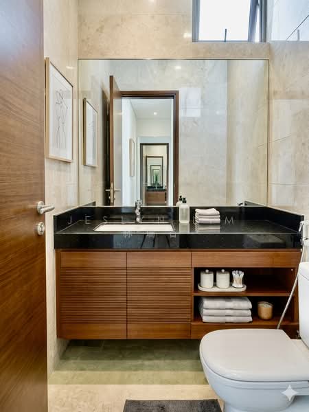 Modern Rebuilt Semi Detached Jalan Nipah at Bedok Ria with Pool, Jalan Nipah Bedok Ria, 5 Bedrooms, 5,570 sqft, Semi-Detached House For Rent, by Jeslyn Lim 林瑞香, 500103533 - Bathroom - PropertyGuru.com.sg