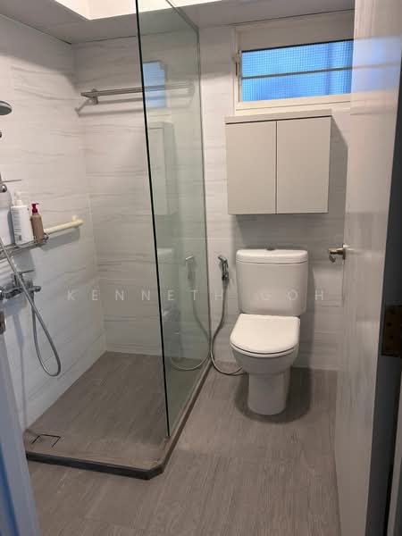 80A Telok Blangah Street 31, 80A Telok Blangah Street 31, 3 Bedrooms, 1,023 sqft, HDB Flat For Sale, by Kenneth Goh, 500103541 - Common Bathroom - PropertyGuru.com.sg