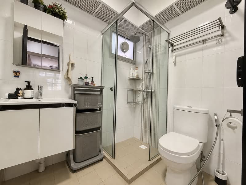 120C Canberra Crescent, 120C Canberra Crescent, 3 Bedrooms, 1,216 sqft, HDB Flat For Sale, by Douglas Lim, 500103546 - Bathroom - PropertyGuru.com.sg
