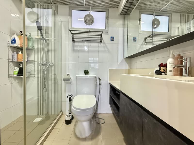 120C Canberra Crescent, 120C Canberra Crescent, 3 Bedrooms, 1,216 sqft, HDB Flat For Sale, by Douglas Lim, 500103546 - Bathroom - PropertyGuru.com.sg