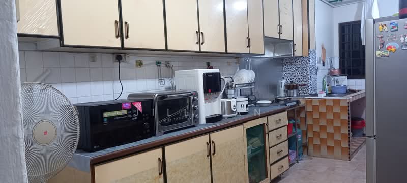 108 Gangsa Road, 108 Gangsa Road, 2 Bedrooms, 728 sqft, HDB Flat For Sale, by Jill Pan, 500103550 - Kitchen - PropertyGuru.com.sg