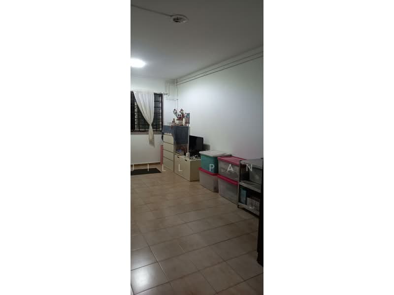 108 Gangsa Road, 108 Gangsa Road, 2 Bedrooms, 728 sqft, HDB Flat For Sale, by Jill Pan, 500103550 - Living Room - PropertyGuru.com.sg