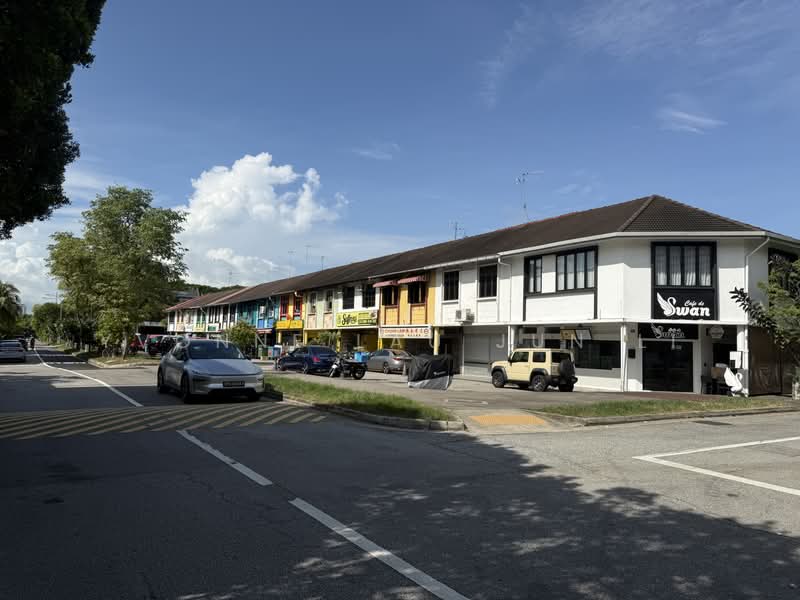 Swan Lake Avenue, , 1,250 sqft, Shop / Shophouse For Rent, by Yvonne Lau Jun Li, 500103554 - Exterior - CommercialGuru.com.sg