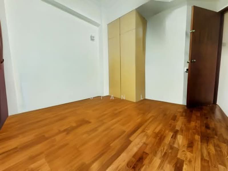 Santa Fe Mansions, 2A Margate Road, 3 Bedrooms, 1,076 sqft, Apartment For Sale, by Crystan Lim, 500103562 - Interior - PropertyGuru.com.sg