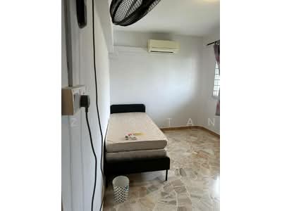 For Rent - 247 Jurong East Street 24