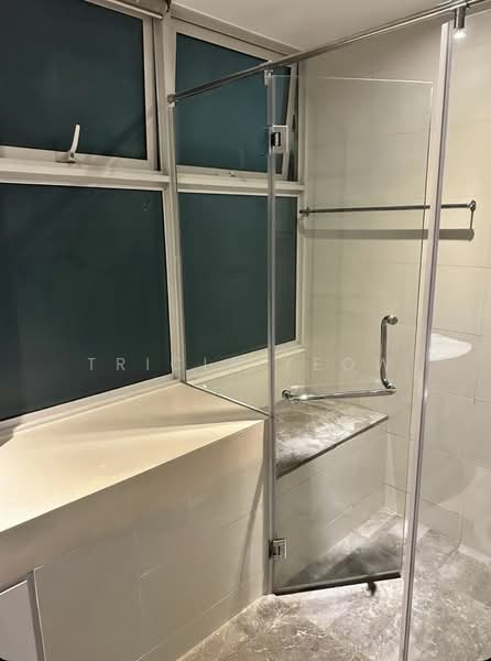 Caspian, 50 Lakeside Drive, 3 Bedrooms, 1,216 sqft, Condominium For Sale, by Tricia Yeow, 500103568 - Bathroom - PropertyGuru.com.sg