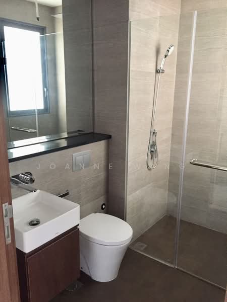 City Suites, 235 Balestier Road, 1 Bedroom, 452 sqft, Condominium For Rent, by Joanne Wang, 500103570 - Bathroom - PropertyGuru.com.sg