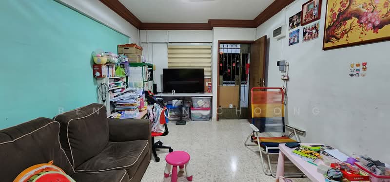 124 Hougang Avenue 1, 124 Hougang Avenue 1, 2 Bedrooms, 721 sqft, HDB Flat For Sale, by Benjamin Choong, 500103575 - Living Room - PropertyGuru.com.sg