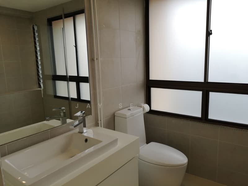 Parkway View, 39 Marine Parade Road, 4 Bedrooms, 3,572 sqft, Condominium For Rent, by Jay Sethi, 500103582 - Bathroom - PropertyGuru.com.sg