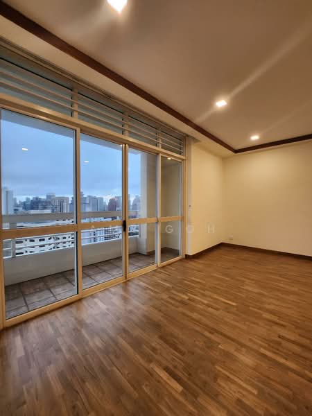 Scotts 28, 28 Scotts Road, 4 Bedrooms, 3,606 sqft, Condominium For Sale, by Amy Goh, 500103595 - Master Suite with Balcony - PropertyGuru.com.sg