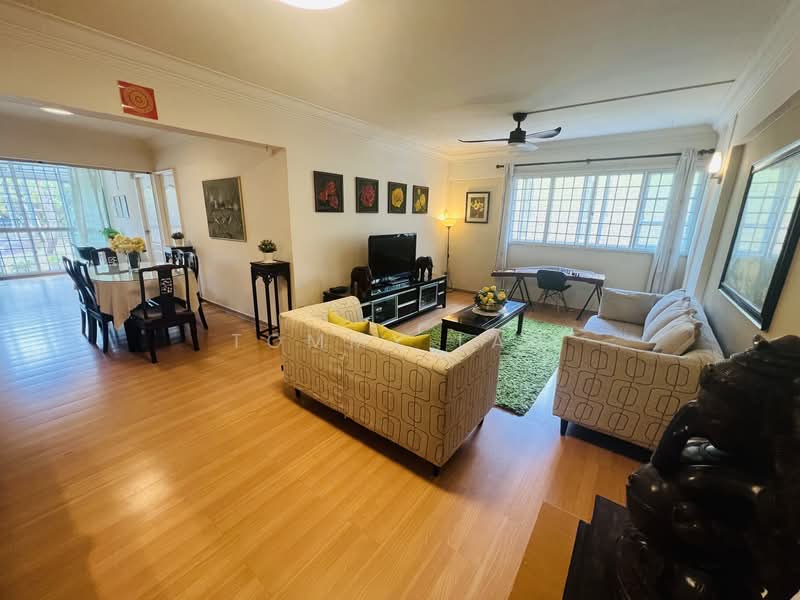66 Bedok South Avenue 3, 66 Bedok South Avenue 3, 3 Bedrooms, 1,324 sqft, HDB Flat For Sale, by Tommy Lau, 500103604 - Living Room - PropertyGuru.com.sg