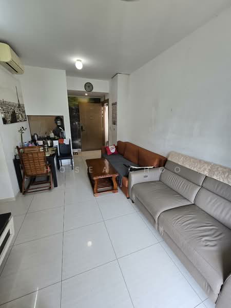 The Palette, 103 Pasir Ris Grove, 2 Bedrooms, 753 sqft, Condominium For Sale, by Hosea Choo, 500103617 - Living Room - PropertyGuru.com.sg