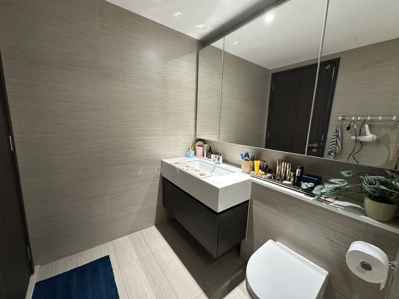 RiverTrees Residences, 21 Fernvale Close, 2 Bedrooms, 700 sqft, Condominium For Sale, by Joy Yim, 500103623 - Master Bathroom - PropertyGuru.com.sg