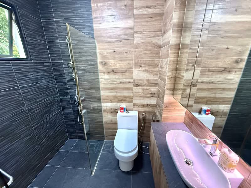 Harbourlights, 68 Telok Blangah Road, Room Rental, 180 sqft, Apartment For Rent, by Sean Ong, 500103638 - Bathroom - PropertyGuru.com.sg