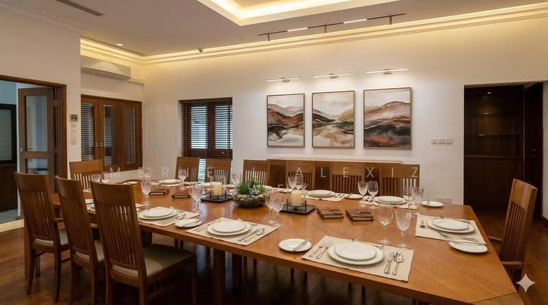 Live in a $100M GCB for Just $30K/Month, Cornwall Gardems, Orchard / River Valley, 5 Bedrooms, 9,888 sqft, Good Class Bungalow For Rent, by Meriell Alexiz Kwek, 500103642 - Dining Room - PropertyGuru.com.sg