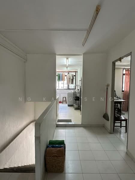 644 Hougang Avenue 8, 644 Hougang Avenue 8, 2 Bedrooms, 750 sqft, HDB Flat For Rent, by Ng Kang Seng, 500103646 - Corridor - PropertyGuru.com.sg