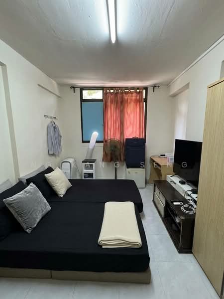 644 Hougang Avenue 8, 644 Hougang Avenue 8, 2 Bedrooms, 750 sqft, HDB Flat For Rent, by Ng Kang Seng, 500103646 - Bedroom - PropertyGuru.com.sg