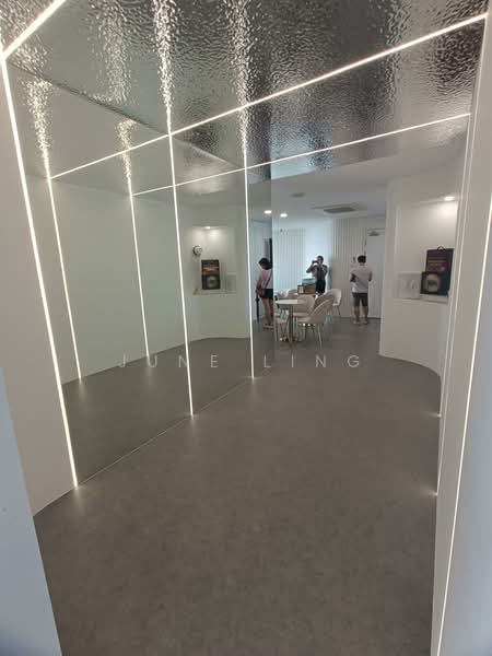 First Centre, 50 Serangoon North Avenue 4, 1,851 sqft, Light Industrial (B1) For Rent, by June Ling, 500103649 - Interior - CommercialGuru.com.sg