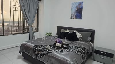 For Rent - International Plaza