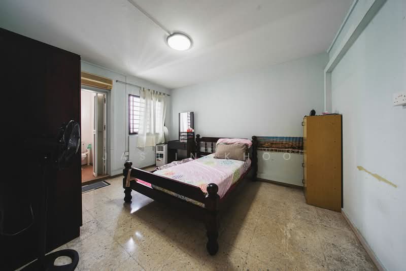 160 Woodlands Street 13, 160 Woodlands Street 13, 3 Bedrooms, 1,109 sqft, HDB Flat For Sale, by Jaslin Khoo, 500103665 - Bedroom - PropertyGuru.com.sg