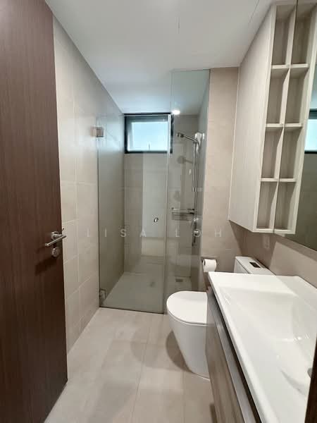 Vue 8 Residence, 83 Pasir Ris Heights, 4 Bedrooms, 1,238 sqft, Condominium For Rent, by Lisa Loh, 500103666 - Bathroom - PropertyGuru.com.sg