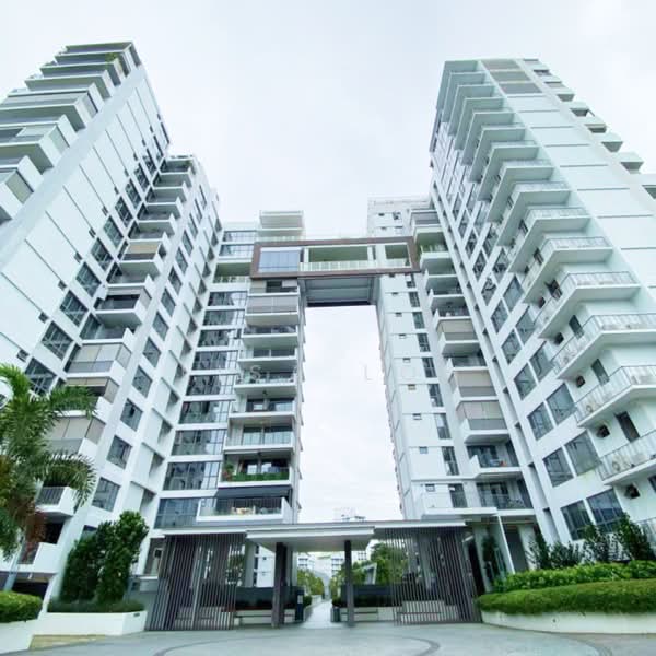 Vue 8 Residence, 83 Pasir Ris Heights, 4 Bedrooms, 1,238 sqft, Condominium For Rent, by Lisa Loh, 500103666 - Exterior - PropertyGuru.com.sg