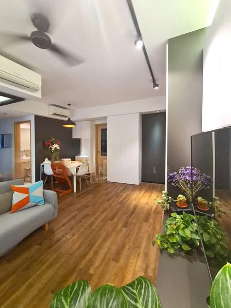 The Tampines Trilliant, 15 Tampines Central 7, 3 Bedrooms, 872 sqft, Executive Condominium For Sale, by Bernard Lee, 500103669 - Living Room - PropertyGuru.com.sg