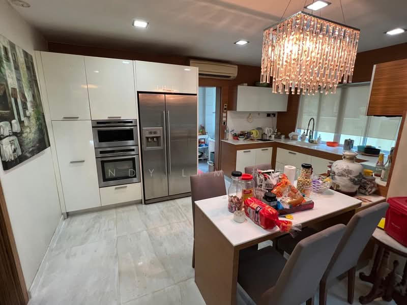LENTOR VILLAS, LENTOR STREET, 6 Bedrooms, 5,000 sqft, Semi-Detached House For Sale, by Andy Lim 林佳俊, 500103674 - Kitchen - PropertyGuru.com.sg