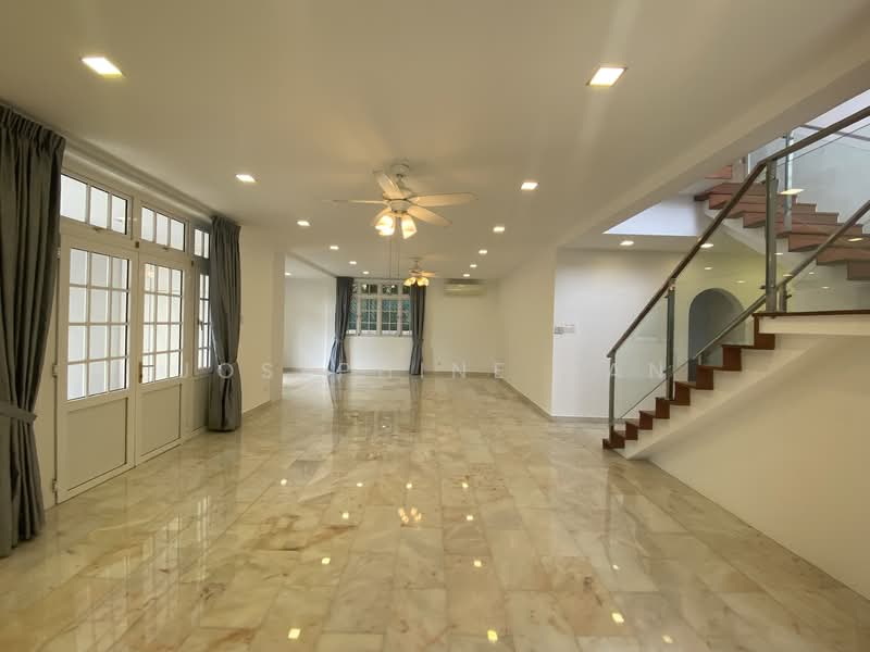 Hillcrest Road, , 5 Bedrooms, 3,019 sqft, Detached House For Sale, by Josephine Gan, 500103676 - Living Room - PropertyGuru.com.sg