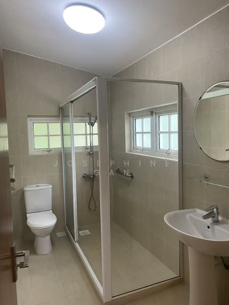Hillcrest Road, , 5 Bedrooms, 3,019 sqft, Detached House For Sale, by Josephine Gan, 500103676 - Bathroom - PropertyGuru.com.sg