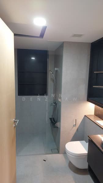 Fyve Derbyshire, 5 Derbyshire Road, 2 Bedrooms, 657 sqft, Condominium For Sale, by Jenn Denz Law, 500103678 - Bathroom - PropertyGuru.com.sg