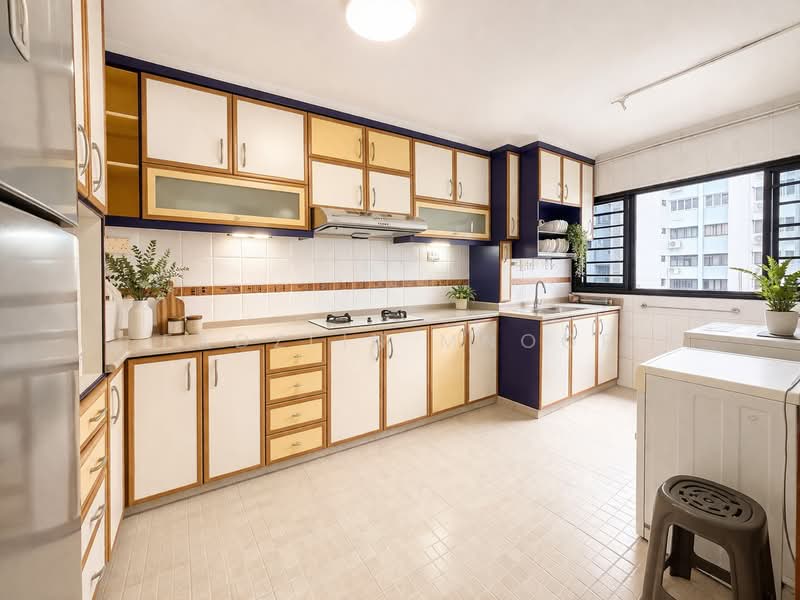 710 Bedok Reservoir Road, 710 Bedok Reservoir Road, 3 Bedrooms, 1,302 sqft, HDB Flat For Sale, by Fadzlin MNoor, 500103680 - Kitchen - PropertyGuru.com.sg