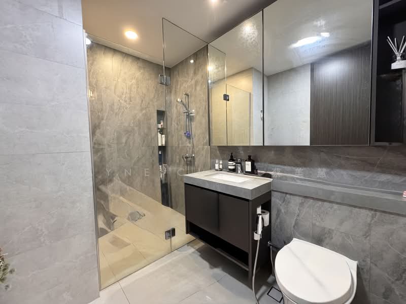 Parc Clematis, 8C Jalan Lempeng, 2 Bedrooms, 689 sqft, Condominium For Sale, by Rayne Chua 蔡美慧, 500103687 - Bathroom - PropertyGuru.com.sg