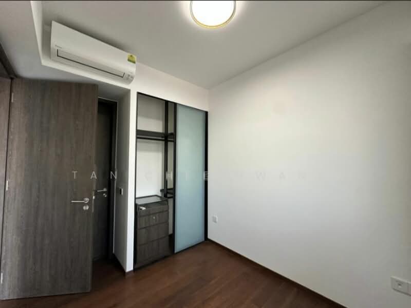 The M, 30 Middle Road, 2 Bedrooms, 624 sqft, Condominium For Sale, by Tan Chee Hwang, 500103689 - Bedroom - PropertyGuru.com.sg