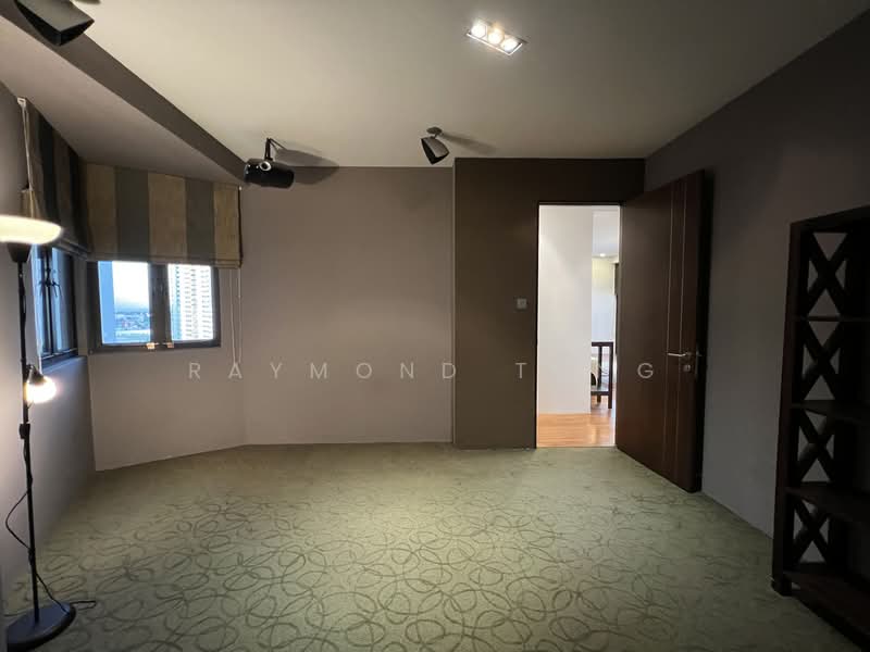 Bayshore Park, 62 Bayshore Road, 3 Bedrooms, 1,174 sqft, Condominium For Rent, by Raymond Tung, 500103701 - Bedroom 2 (Carpeted Flooring) - PropertyGuru.com.sg