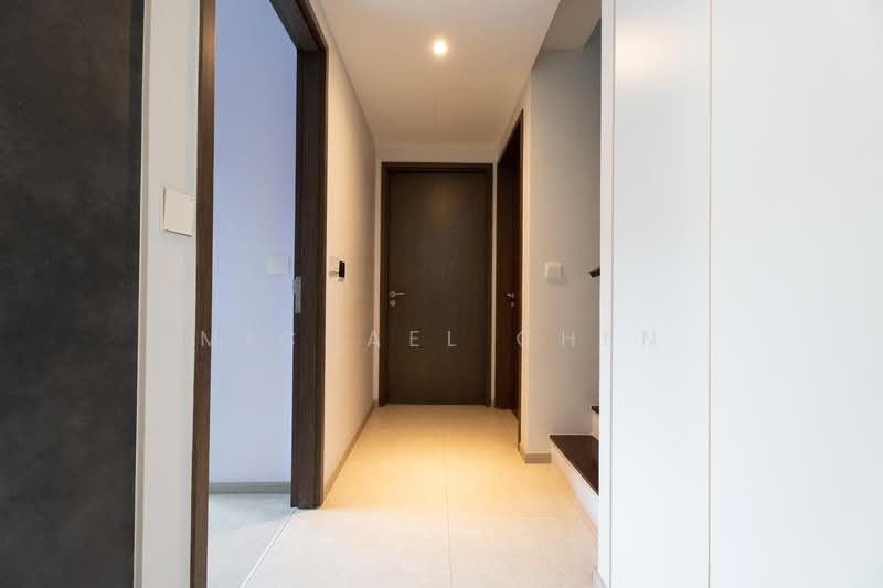 iNz Residence, 70 Choa Chu Kang Avenue 5, 5 Bedrooms, 1,711 sqft, Condominium For Sale, by Michael Chen, 500103710 - Entrance - PropertyGuru.com.sg