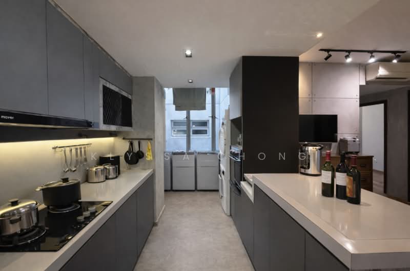 The Linear, 882 Upper Bukit Timah Road, 3 Bedrooms, 1,227 sqft, Apartment For Sale, by Klyssa Chong, 500103713 - Kitchen - PropertyGuru.com.sg