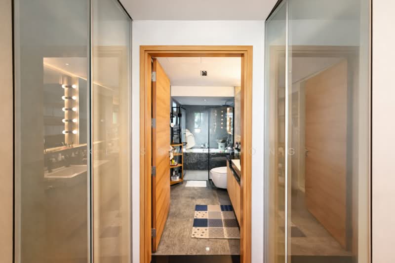 The Linear, 882 Upper Bukit Timah Road, 3 Bedrooms, 1,227 sqft, Apartment For Sale, by Klyssa Chong, 500103713 - Bathroom - PropertyGuru.com.sg