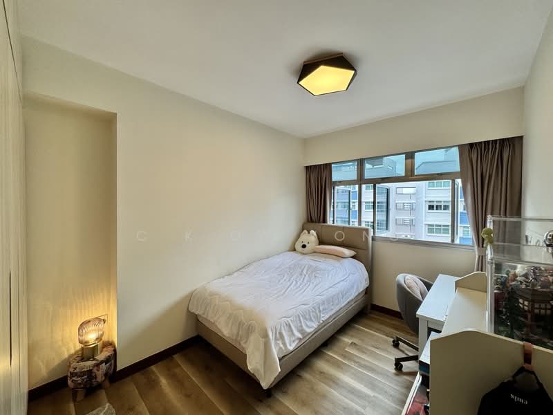 213A Punggol Walk, 213A Punggol Walk, 3 Bedrooms, 1,216 sqft, HDB Flat For Sale, by C K Ow Yong, 500103715 - Bedroom - PropertyGuru.com.sg