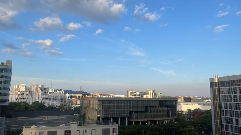 J Gateway, 2 Gateway Drive, 3 Bedrooms, 893 sqft, Condominium For Sale, by Michelle Goh 呉詩韻, 500103718 - Exterior - PropertyGuru.com.sg