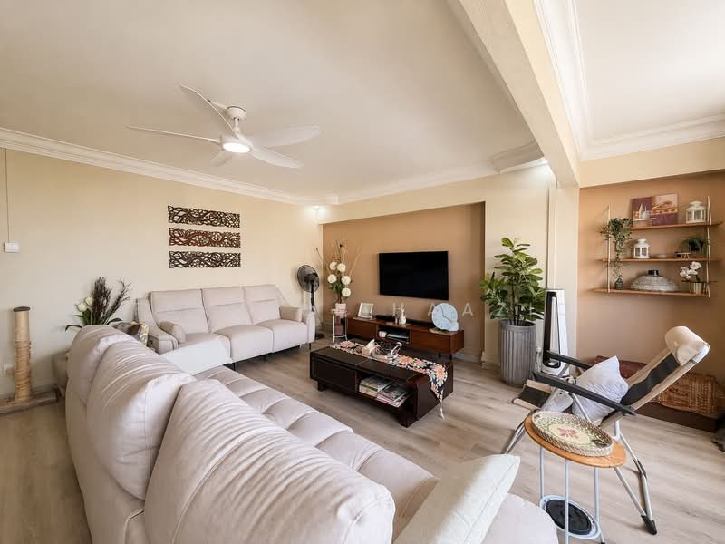 613 Elias Road, 613 Elias Road, 3 Bedrooms, 1,442 sqft, HDB Flat For Sale, by Fakhrul Haaziq, 500103722 - Living Room - PropertyGuru.com.sg