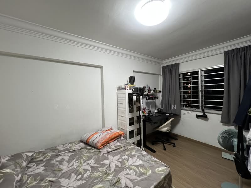 234 Bishan Street 22, 234 Bishan Street 22, 3 Bedrooms, 1,140 sqft, HDB Flat For Sale, by Raymond Tung, 500103723 - Bedroom 3 - PropertyGuru.com.sg